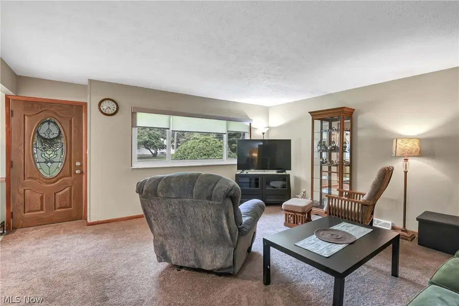4695 Martin Drive, North Olmsted, OH 44070 - #3