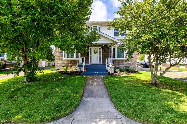 631 Lawson Avenue, Steubenville, OH 43952