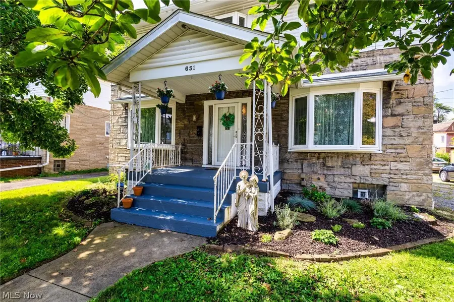 631 Lawson Avenue, Steubenville, OH 43952 - #3