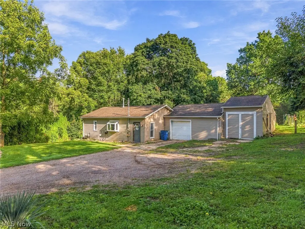 11451 Lloyd Nw Street, Canal Fulton, OH 44614 - #1