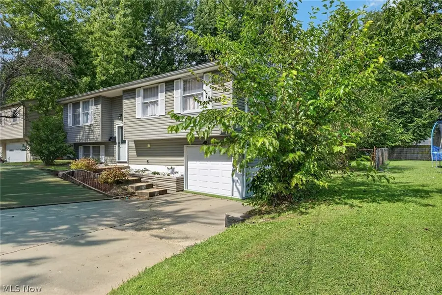 5124 Willow Crest Avenue, Austintown, OH 44515 - #3