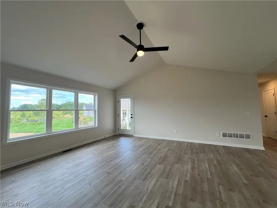4703 Stevie Sw Avenue, Massillon, OH 44646 - #3