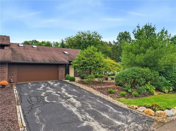 7582 Heather Circle, Kent, OH 44240