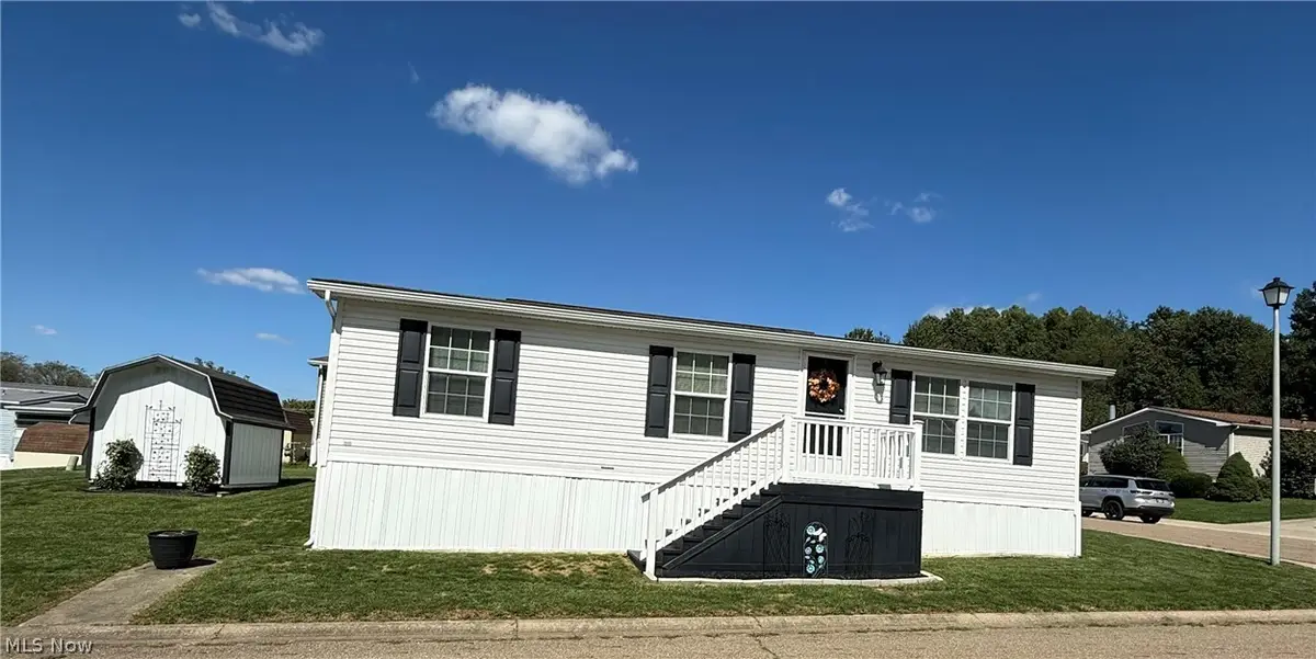 11608 NE 4th Street, Magnolia, OH 44643 - #1