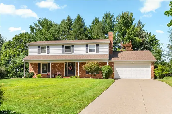 517 Winston Ne Avenue, North Canton, OH 44720
