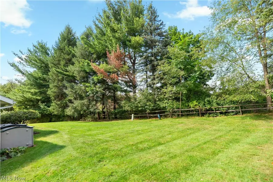 517 Winston Ne Avenue, North Canton, OH 44720 - #3