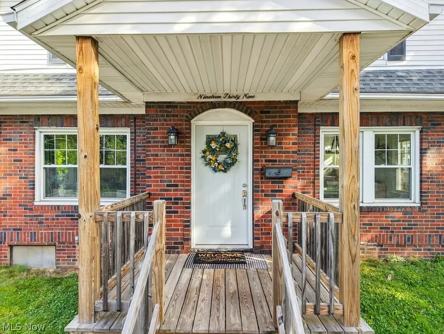 1939 Chestnut Boulevard, Cuyahoga Falls, OH 44223 - #2