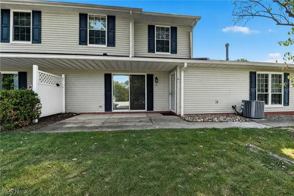 4926 Independence Circle #B, Stow, OH 44224