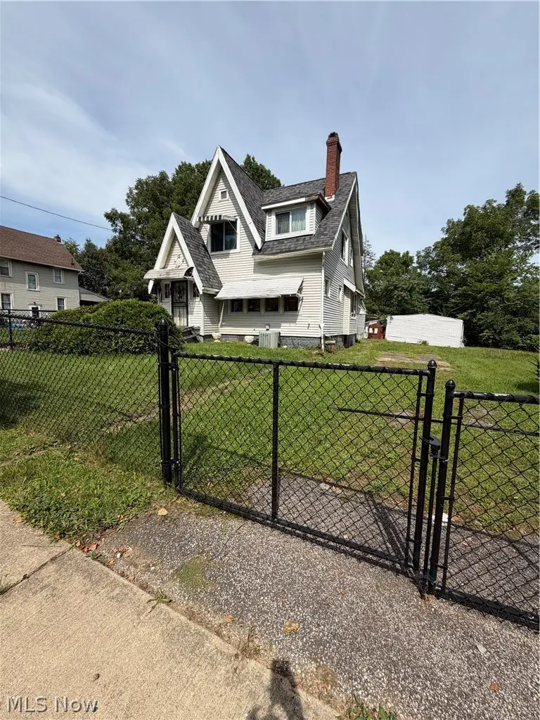 743 Bellevue Avenue, Akron, OH 44307 - #2