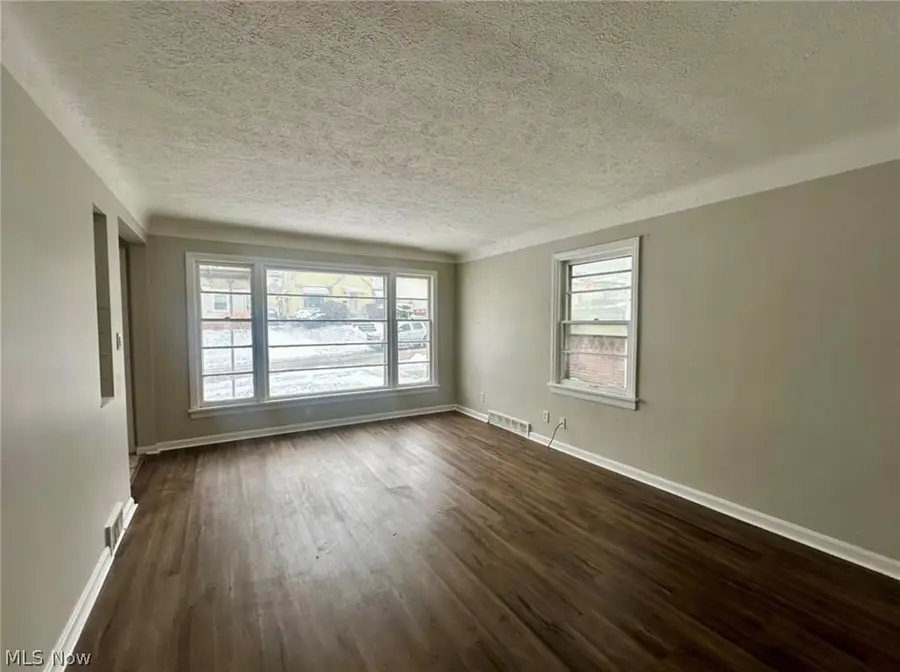 4904 E 90th Street, Garfield Heights, OH 44125 - #2
