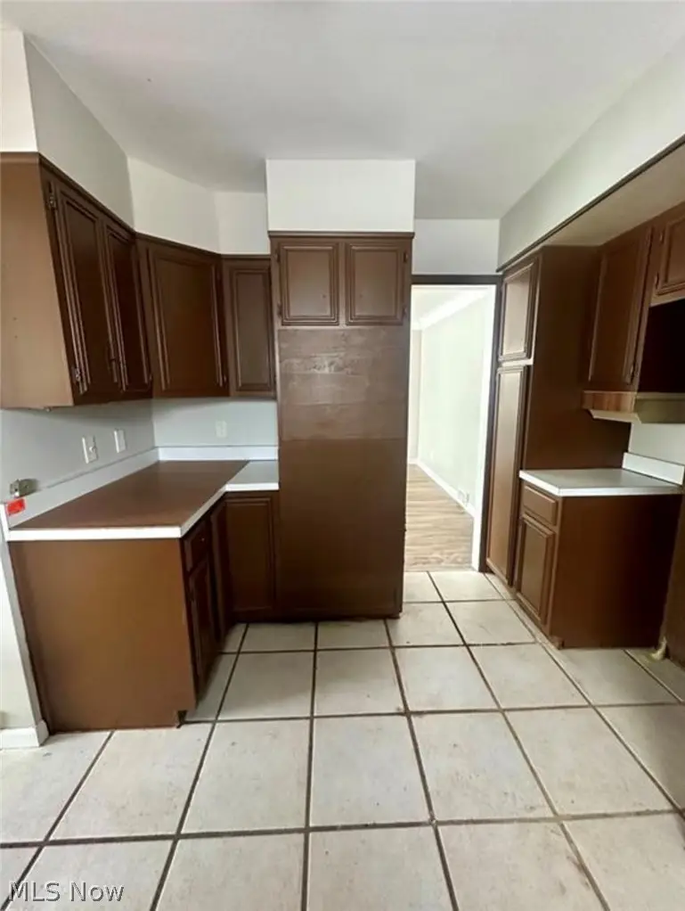 4904 E 90th Street, Garfield Heights, OH 44125 - #3