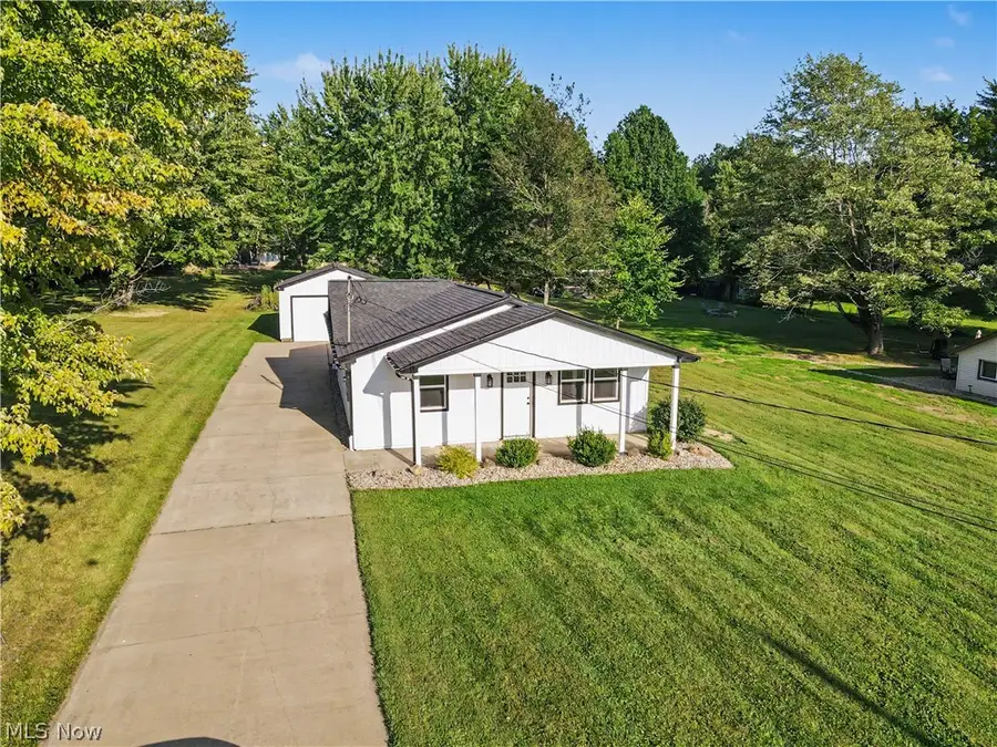 2351 Heston Drive, Lake Milton, OH 44429 - #2