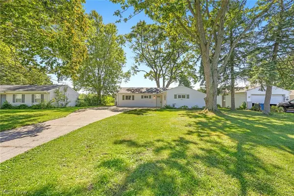 34297 W Point Drive, North Ridgeville, OH 44039