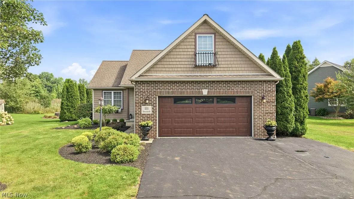 111 Dornoch Street, Cortland, OH 44410 - #1
