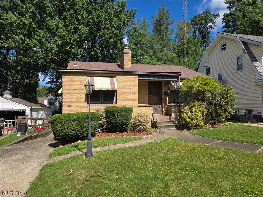 1601 19th Nw Street, Canton, OH 44709 - #2