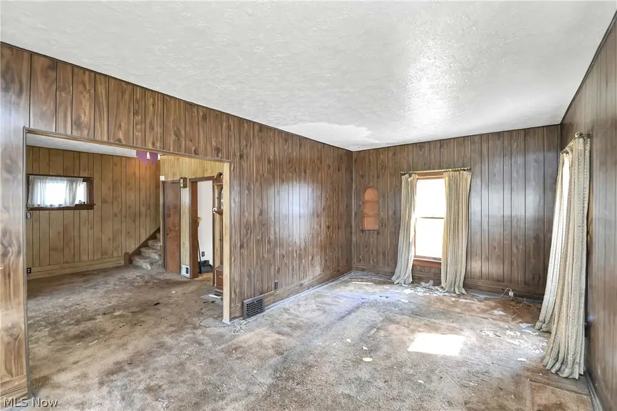 3413 W 131st Street, Cleveland, OH 44111 - #3