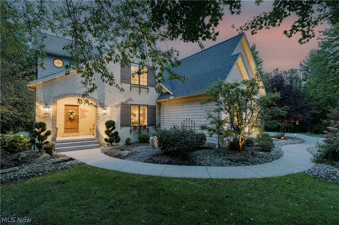 7734 Bainbridge Road, Chagrin Falls, OH 44023 - #1