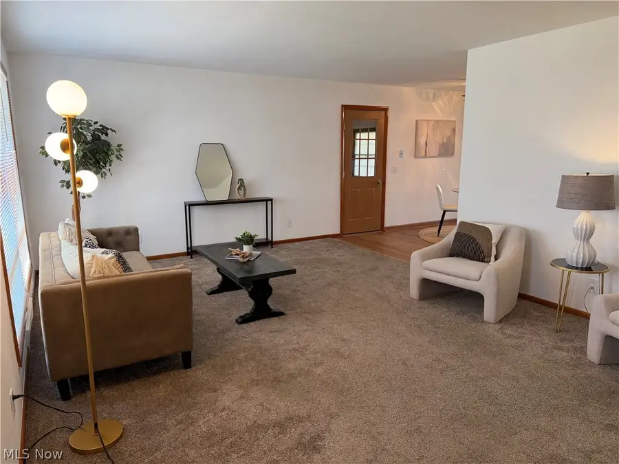 241 Lake Ne Avenue, Massillon, OH 44646 - #2
