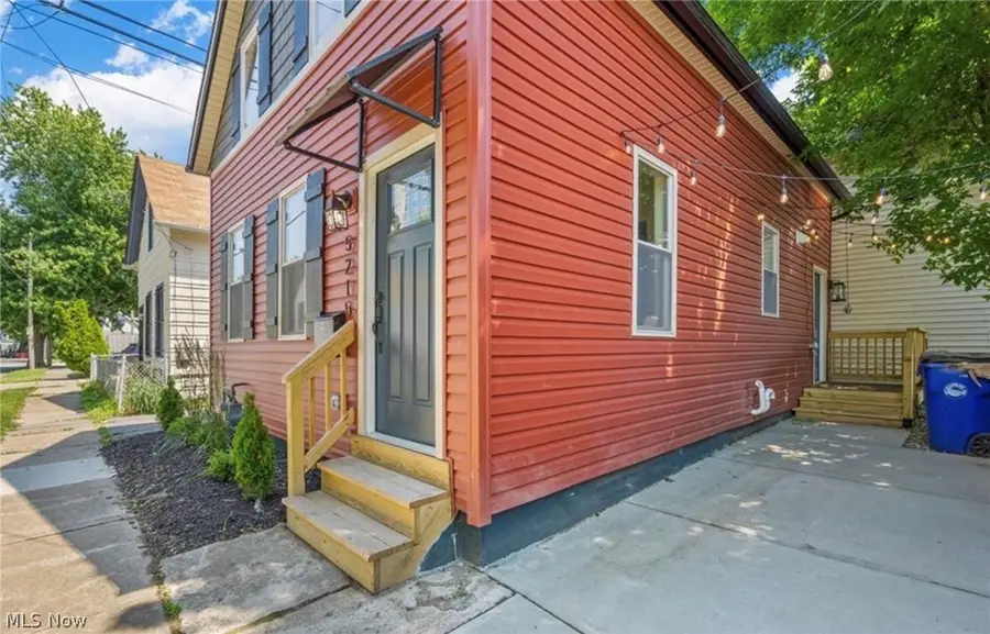 5215 Duke Avenue, Cleveland, OH 44102 - #2