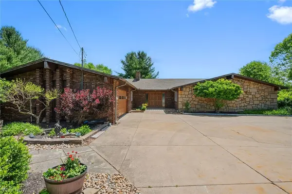 16385 Messenger Road, Chagrin Falls, OH 44023