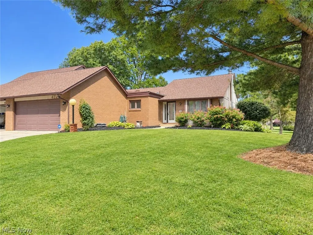 4727 Greenbriar Ne Square, Canton, OH 44714 - #1
