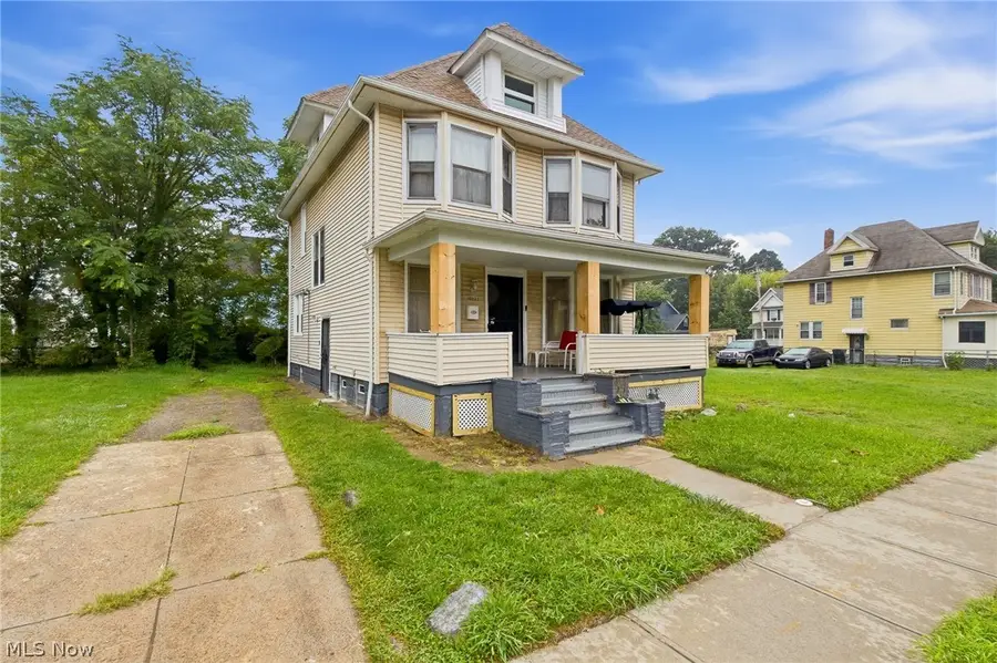 10322 Colonial Avenue, Cleveland, OH 44108 - #2