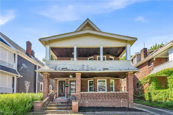 3154 Kensington Road, Cleveland Heights, OH 44118