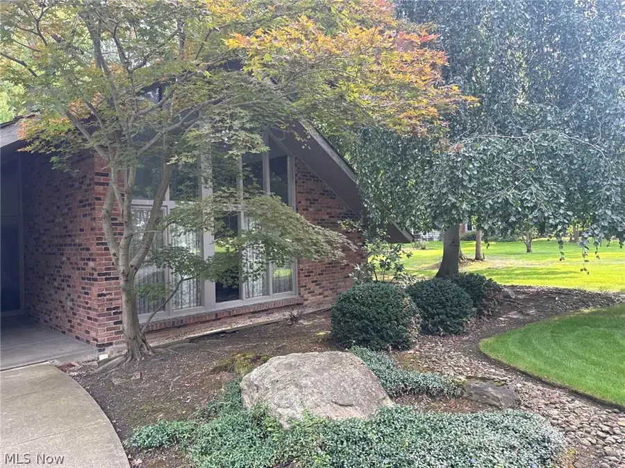 31850 Creekside Drive, Pepper Pike, OH 44124 - #3