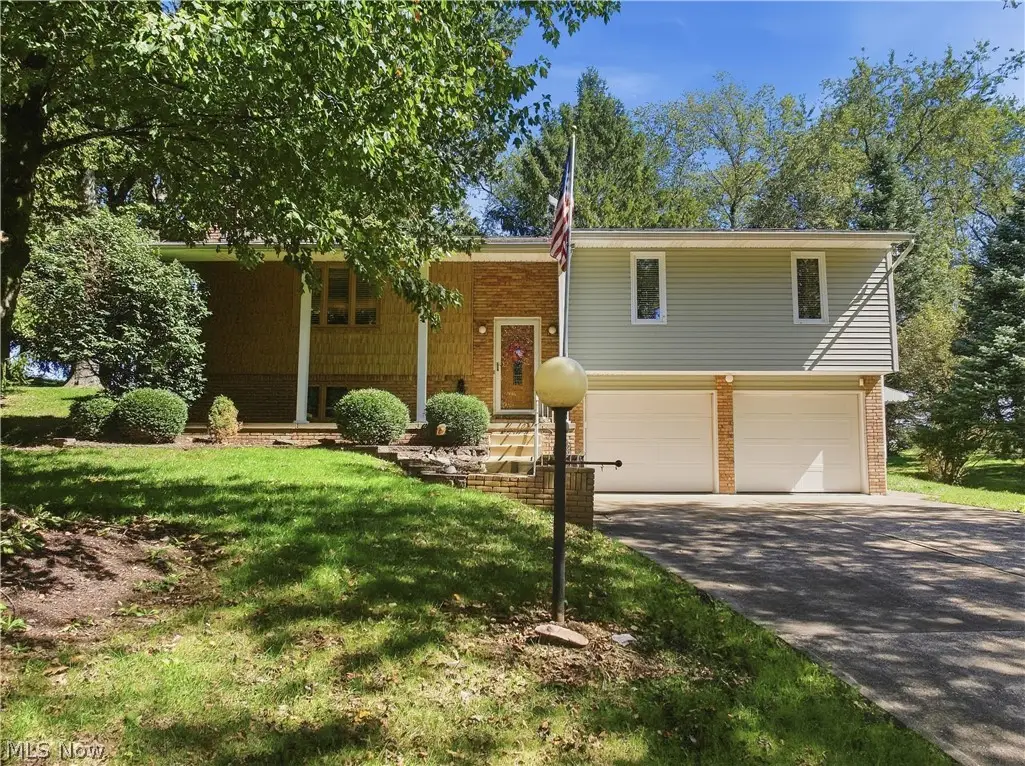 6180 Chesham Ne Avenue, Canton, OH 44721 - #1