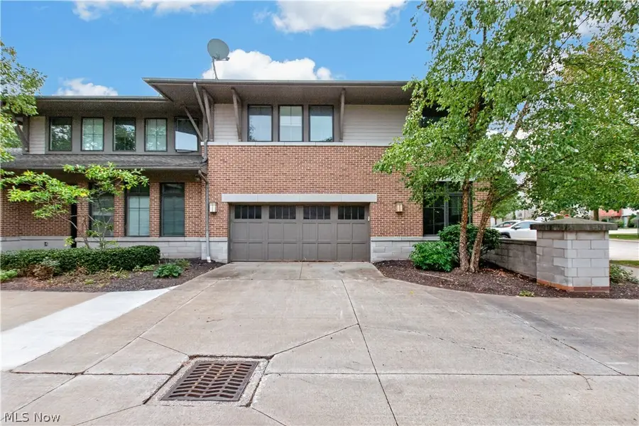1393 Slate Court, Cleveland Heights, OH 44118 - #3