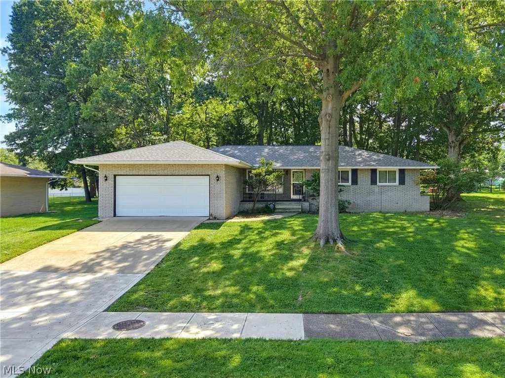1780 E Parkhaven Drive, Seven Hills, OH 44131 - #1
