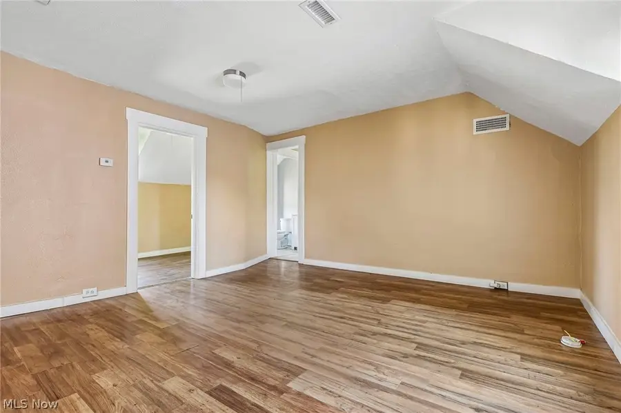 3602 Mobile Court, Cleveland, OH 44109 - #3