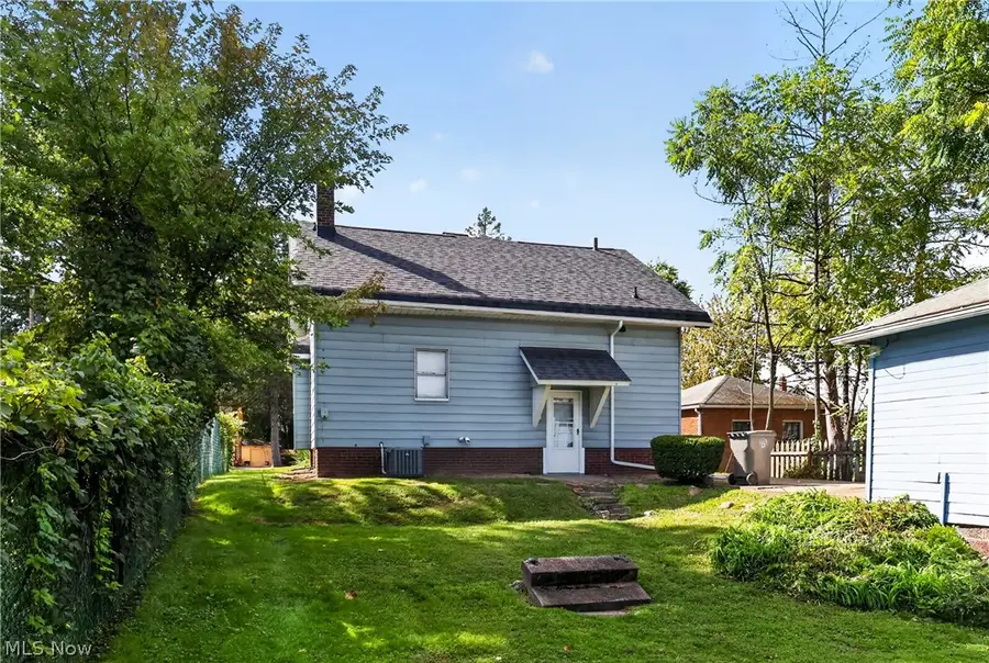 3915 Howard Street, Youngstown, OH 44512 - #3