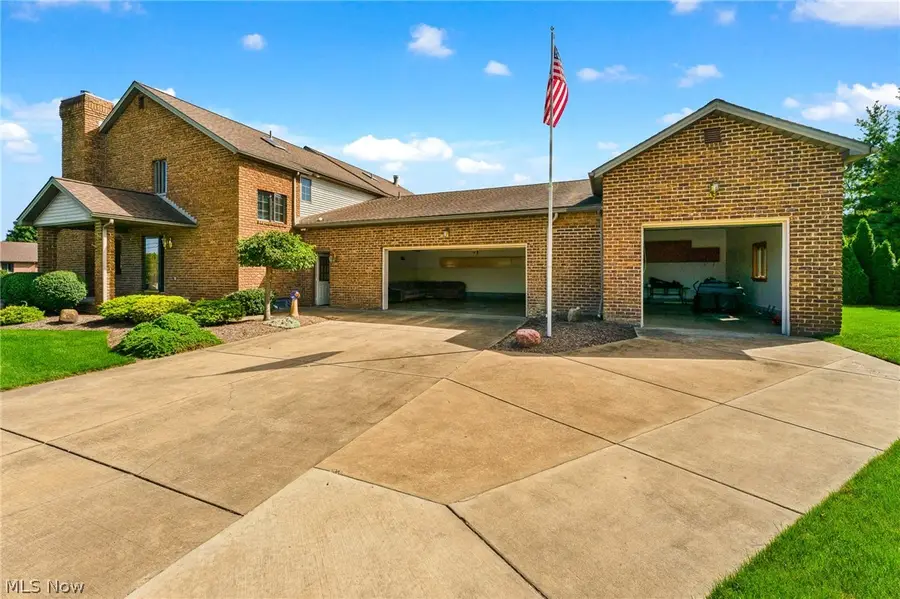594 Shadydale Drive, Canfield, OH 44406 - #3