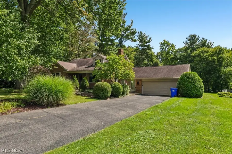 2965 Howell Drive, Poland, OH 44514 - #2