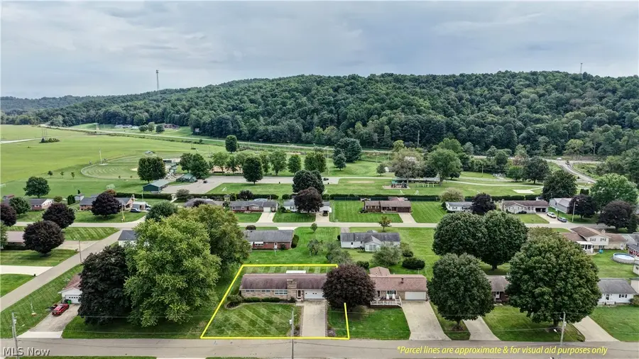 160 Mark Avenue, Killbuck, OH 44637 - #3