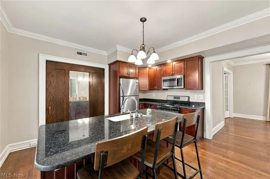 2469 Overlook Road #7, Cleveland Heights, OH 44106 - #2
