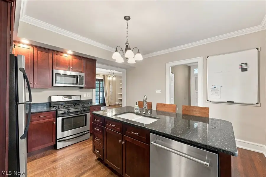 2469 Overlook Road #7, Cleveland Heights, OH 44106 - #3