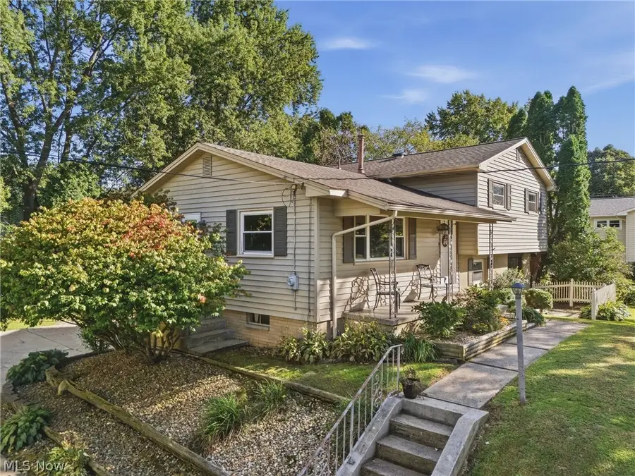 439 Bob Avenue, Canal Fulton, OH 44614 - #2