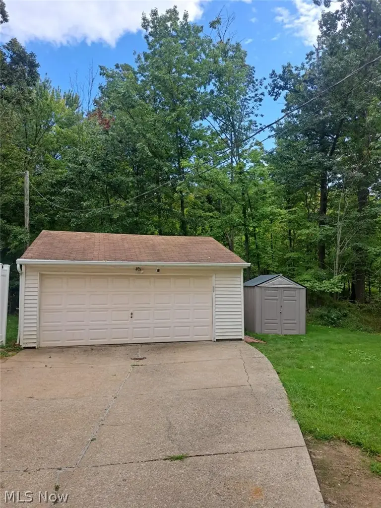 24150 Glenbrook Boulevard, Euclid, OH 44117 - #2