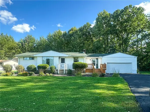 328 Geauga Portage Easterly Ne Road, Cortland, OH 44410