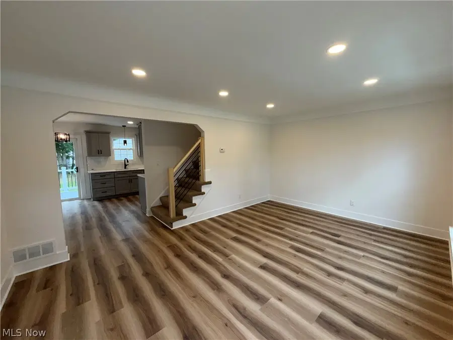 3976 E 190th Street, Cleveland, OH 44122 - #2