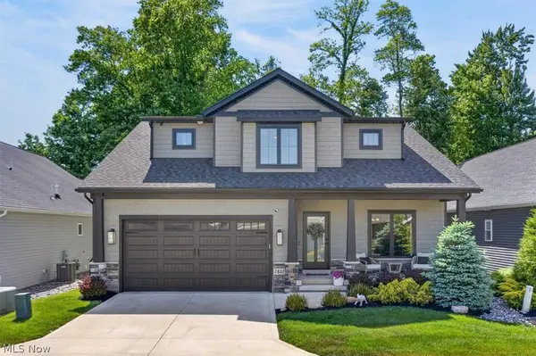7882 Fox Hunter Lane, Painesville, OH 44077