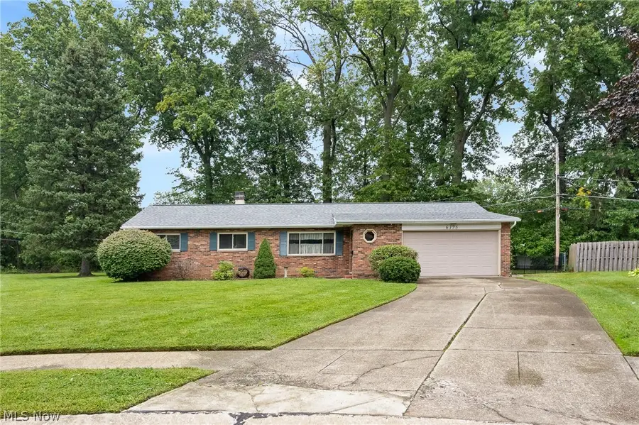 6175 Barry Court, Mentor, OH 44060 - #2
