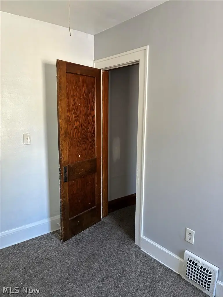 4207 W 38th Street, Cleveland, OH 44109 - #2