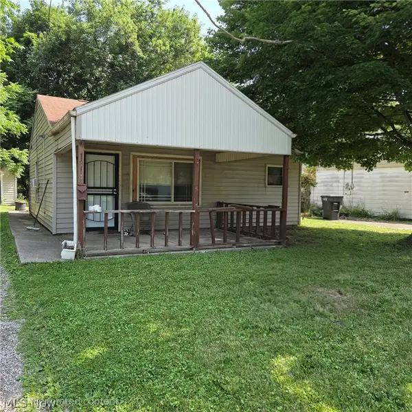 1814 Victoria Sw Street, Warren, OH 44485