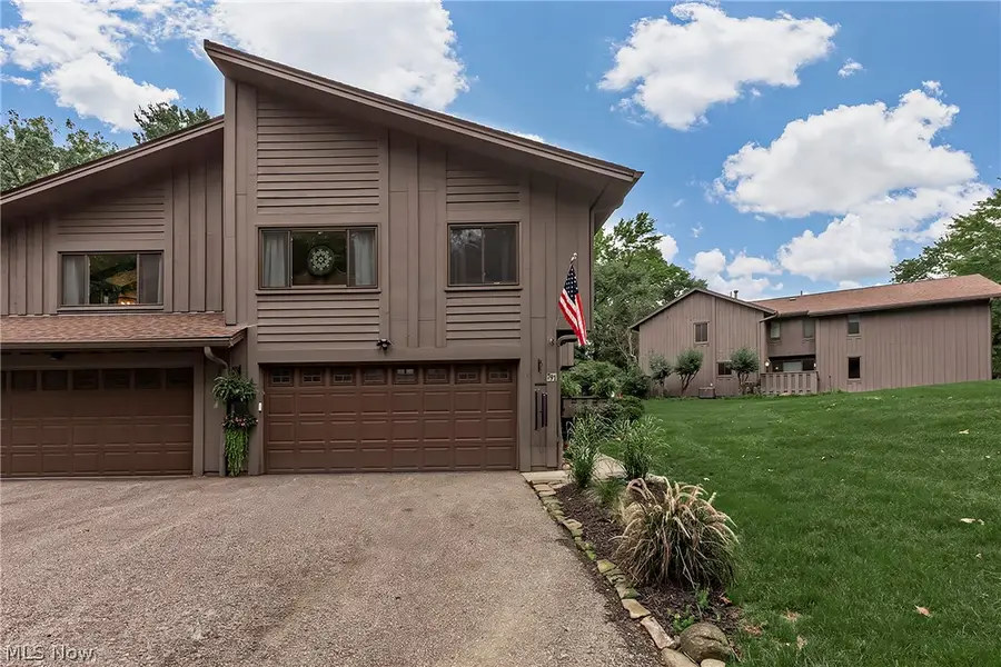 791 Geddes Bluff, Sagamore Hills, OH 44067 - #3