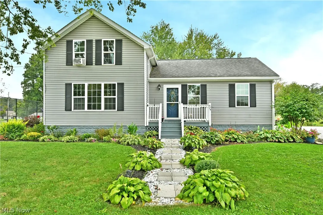 574 Braceville Robinson Nw Road, Newton Falls, OH 44444 - #1