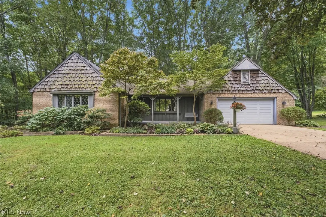 4837 Oak Knoll Avenue, Newton Falls, OH 44444 - #1
