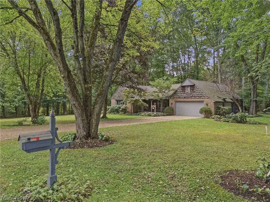 4837 Oak Knoll Avenue, Newton Falls, OH 44444 - #3
